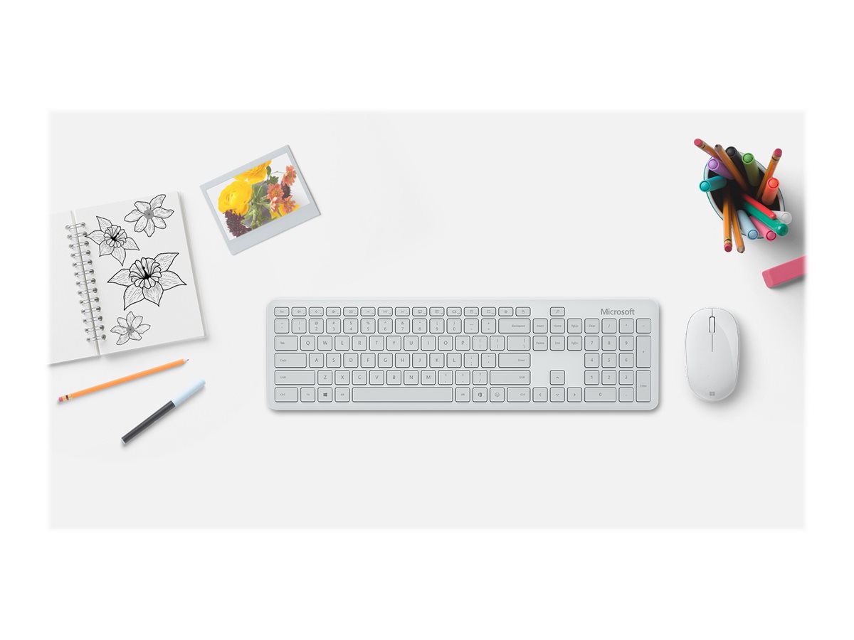 Microsoft | Bluetooth Desktop | Keyboard and Mouse Set | Wireless | Mouse included | Batteries included | US | Bluetooth | Glacier | 461.6 g | Wireless connection