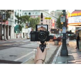 Sony ILCE-6100  E-Mount Camera, Black | Sony | E-Mount Camera | ILCE-6100 | Mirrorless Camera body | 24.2 MP | ISO sensitivity (max) 51200 | Video recording | Wi-Fi | Fast Hybrid AF | Magnification 1.07 x | Viewfinder | CMOS | Black