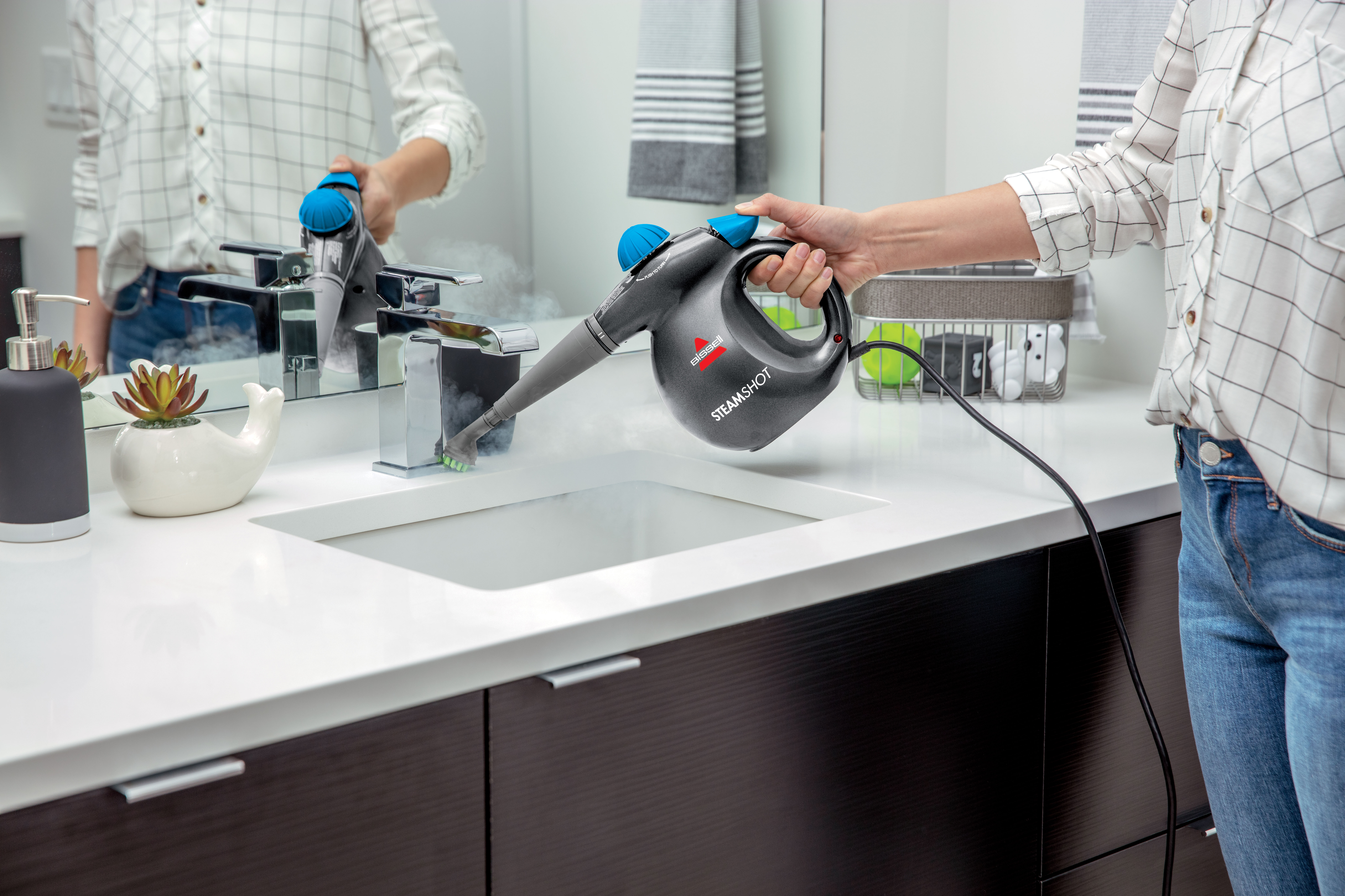 Bissell | Steam Cleaner | SteamShot | Power 1050 W | Steam pressure 4.5 bar | Water tank capacity 0.36 L | Blue/Titanium
