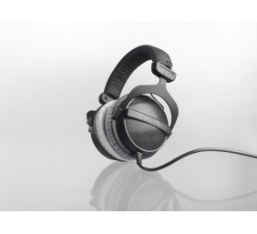 Beyerdynamic | Studio headphones | DT 770 PRO | Wired | On-Ear | Black