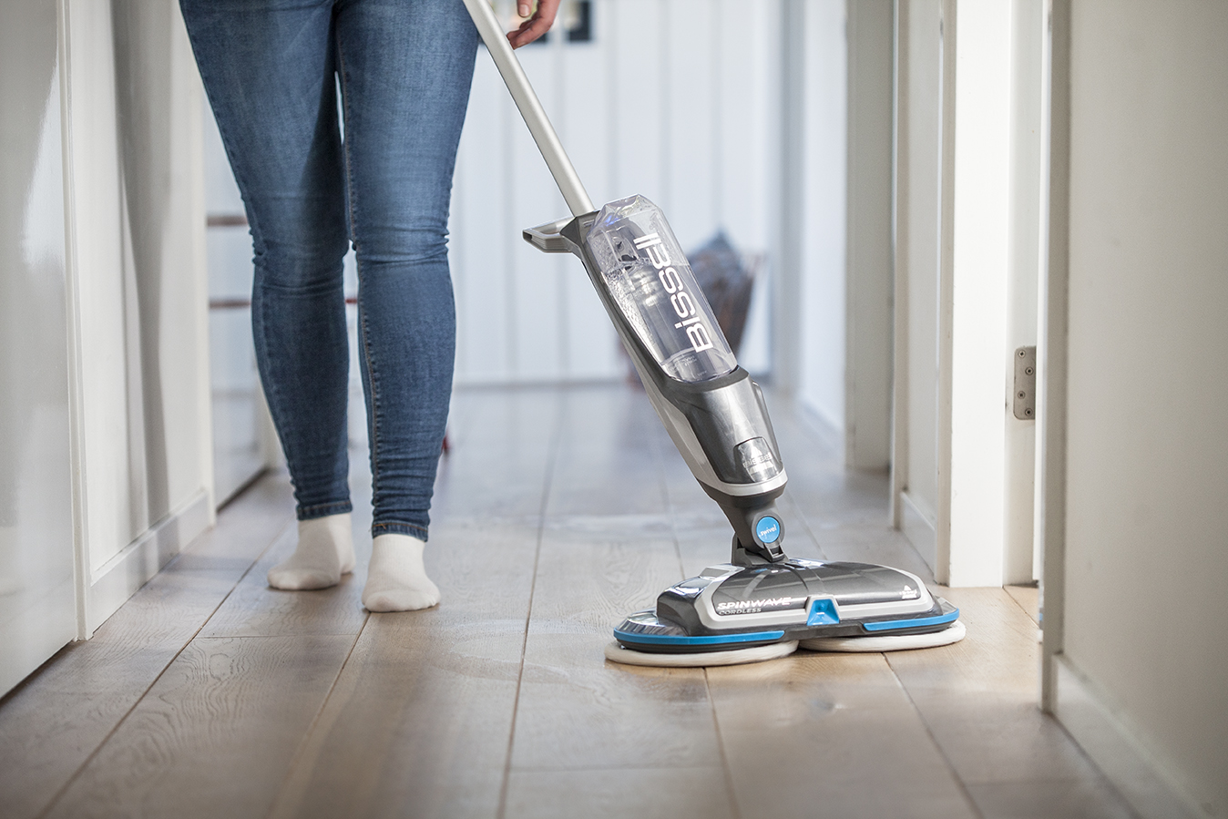 Mop | SpinWave | Cordless operating | Washing function | Operating time (max) 20 min | Lithium Ion | 18 V | Blue/Titanium