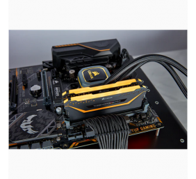 Corsair | C16 Memory Kit | VENGEANCE RGB PRO | 16 GB | DDR4 | 3200 MHz | PC/server | Registered No | ECC No