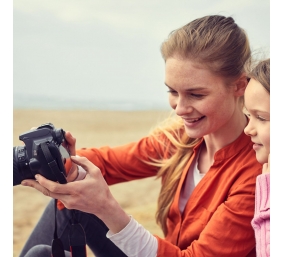 Canon | Megapixel 24.1 MP | Image stabilizer | ISO sensitivity (max) 256000 | Wi-Fi | Video recording | Manual | CMOS | Black