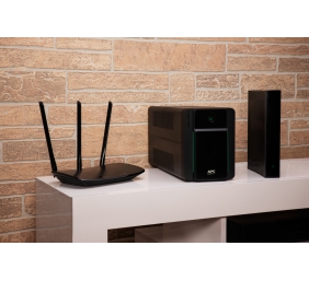 Schneider Electric 1600 VA | 900 W