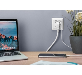 Digitus Safety socket for flush mounting with 2 USB ports | DA-70613