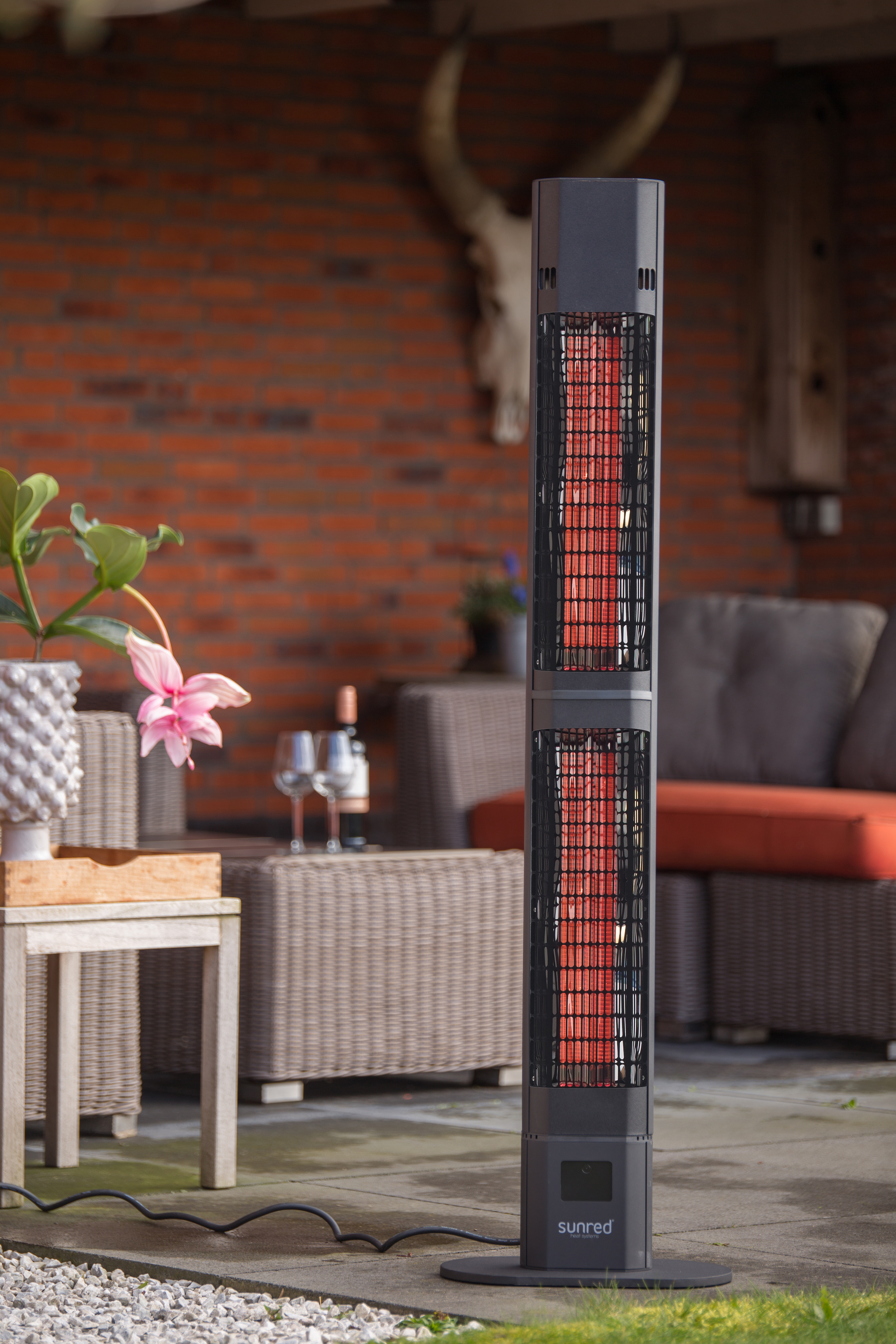 SUNRED | Heater | RD-DARK-3000L, Valencia Dark Lounge | Infrared | 3000 W | Black | IP55