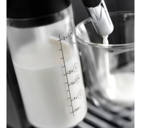 Delonghi | Coffee Maker | ECAM290.81.TB Magnifica Evo | Pump pressure 15 bar | Built-in milk frother | Automatic | 1450 W | Black