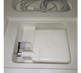 Naudotas MacBook Pro 16 colių i7 2.6GHz/16GB/512GB SSD/Radeon Pro 5300M 4GB