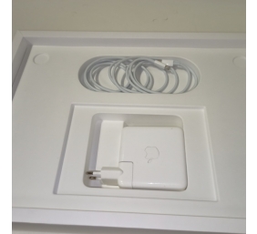 Naudotas MacBook Pro 16 colių i7 2.6GHz/16GB/512GB SSD/Radeon Pro 5300M 4GB