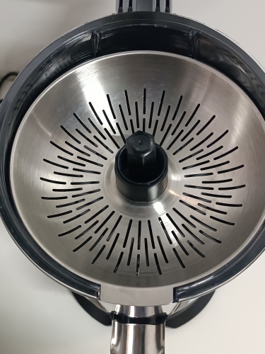 Master Ped SA250 Spremiagrumi Elettrico 25W Doppio Senso - Capacità 700ml Con Separatore Polpa