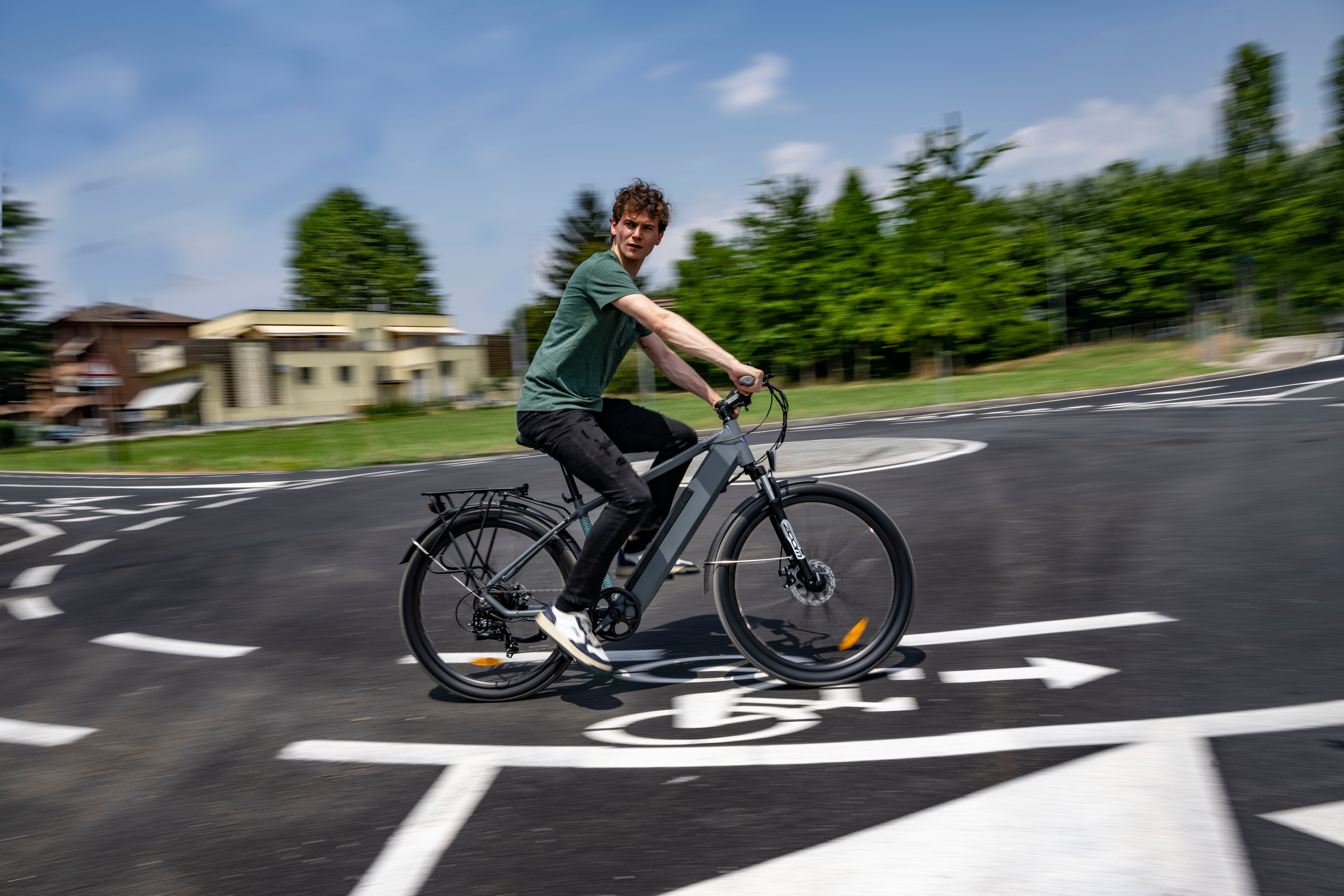 Lancia Genio E-Bike, City E-Bike, Motor power 250 W, Wheel size 27.5 ", Warranty 24 month(s), Silver