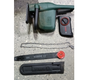 Ecost prekė po grąžinimo Bosch UniversalChain 40 grandininis pjūklas (1800 W, svoris: 4,2 kg, grandi