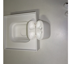 Ecost prekė po grąžinimo Apple AirPods su laidiniu įkrovimo dėklu