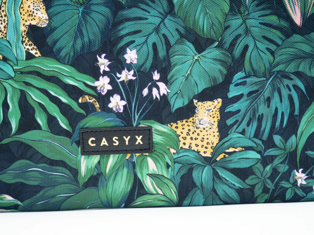 Casyx | SLVS-000020 | Casyx for MacBook | Fits up to size 13 ”/14 " | Sleeve | Deep Jungle | Waterproof