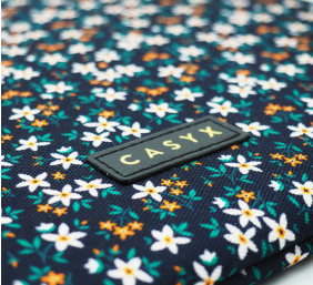 Casyx | SLVS-000013 | Casyx for MacBook | Fits up to size 13 ”/14 " | Sleeve | Midnight Garden | Waterproof