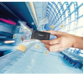 Kingston | XS1000 | 1000 GB | Solid-state drive interface USB 3.2 Gen 2 | Read speed 1050 MB/s | Write speed 1000 MB/s
