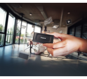 Kingston | XS1000 | 1000 GB | Solid-state drive interface USB 3.2 Gen 2 | Read speed 1050 MB/s | Write speed 1000 MB/s