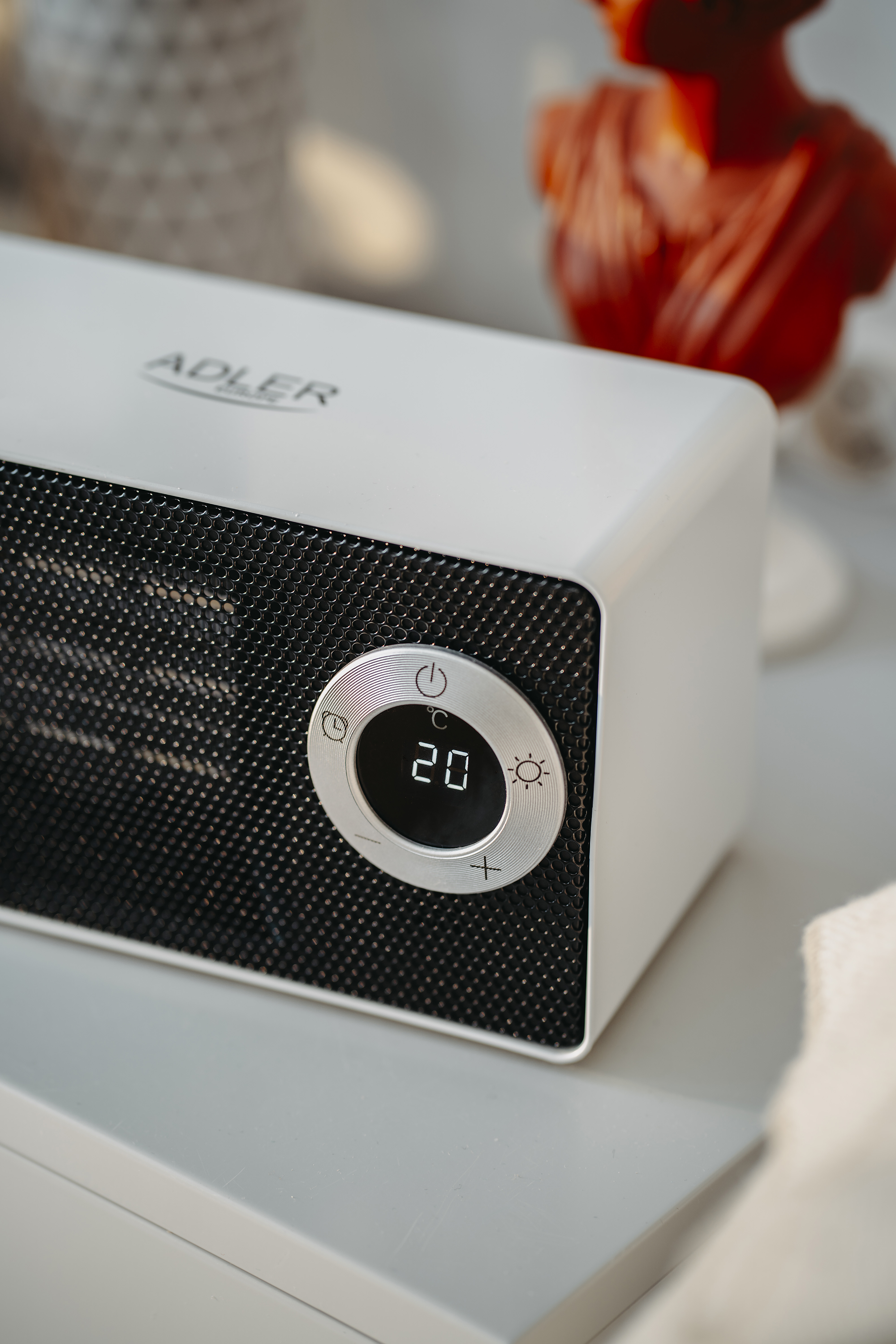 Adler | AD 7746 | Ceramic fan heater | 1000 W | Number of power levels 2 | White