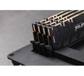Kingston Fury Renegade RGB memory, DDR4, 32 GB, 3600MHz, CL18 (KF436C18RB2A/32) | Kingston