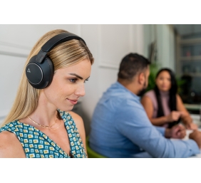 HP Poly Voyager Surround 80 UC Headset