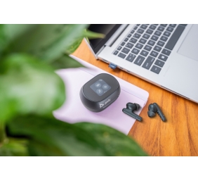 HP Poly Voyager Free 60+ UC Earbuds