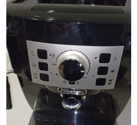 Ecost prekė po grąžinimo De'Longhi Magnifica S ECAM 22.110.B fully automatic coffee machine with mil