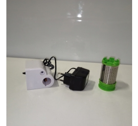 Ecost prekė po grąžinimo Girmi GT02 R?pe Rechargeable, 12W, 2 Patin ? Roulettes INOX, Blanc/Vert