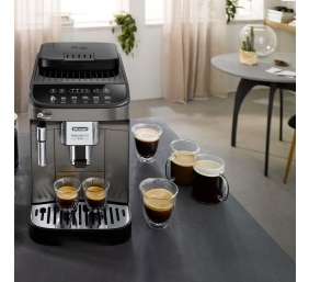 Delonghi | Coffee Maker | ECAM 290.42.TB Magnifica Evo | Pump pressure 15 bar | Built-in milk frother | Automatic | 1450 W | Silver/Black