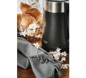 Adler | Kettle | AD 1372 | Electric | 800 W | 0.6 L | Plastic/Stainless steel | 360° rotational base | Black