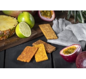 Tropicks Džiovintų ananasų, pasiflorų batonėlis, 20 g