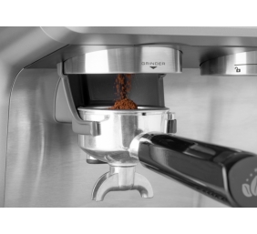 ETA Espresso Coffee Maker | ETA718190000 BARICELO | Pump pressure 15 bar | Semi-automatic | 1550 W | Stainless Steel