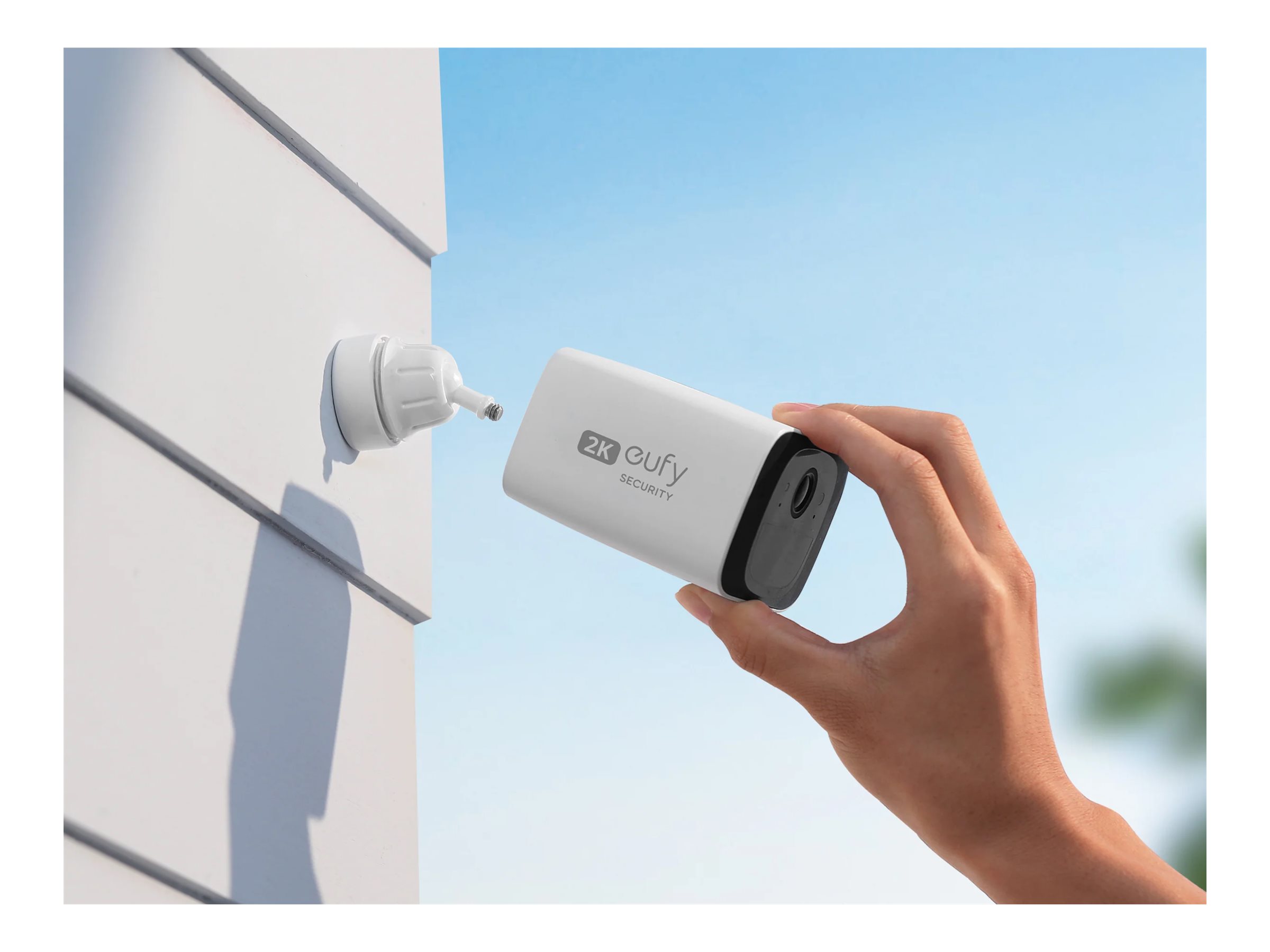 Anker Eufy | Security Camera With Solar Panel | SoloCam C210 | Wire-free | IP67 | Built-In 8 GB EMMC | White