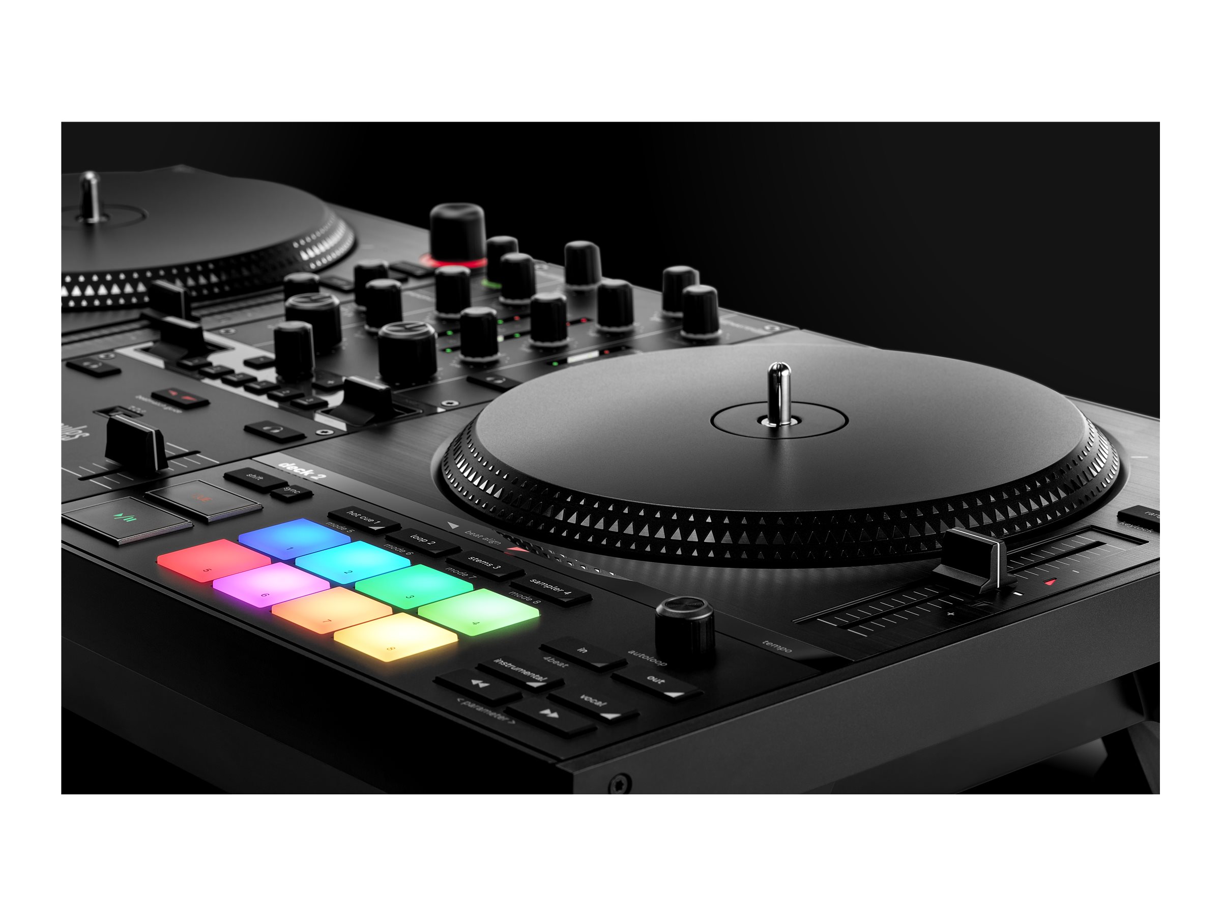 Hercules | DJControl Inpulse T7 | Speakers | USB connectivity