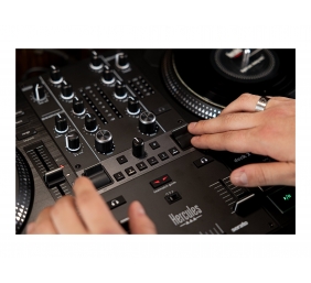 Hercules | DJControl Inpulse T7 | Speakers | USB connectivity