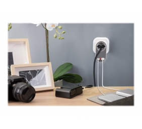 Digitus Universal USB Plug-in Charger with 2 x USB-A Sockets and Integrated Socket | DA-70617