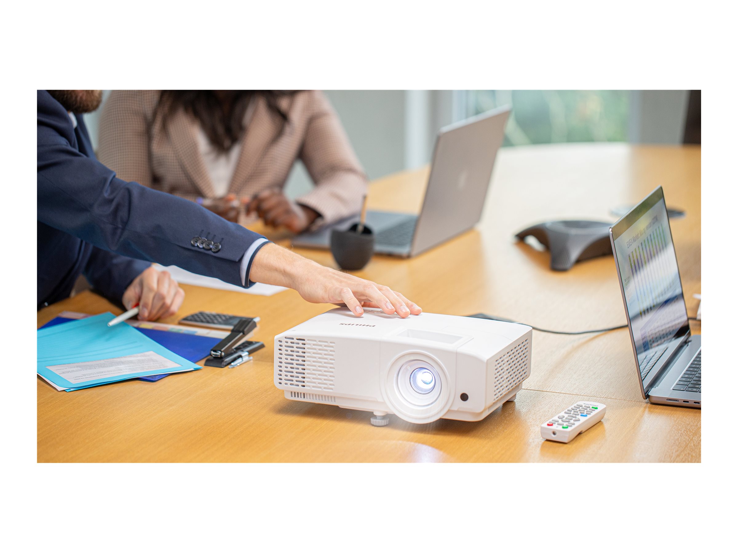 Philips ProPix 850 | Full HD (1920x1080) | 4000 ANSI lumens | White