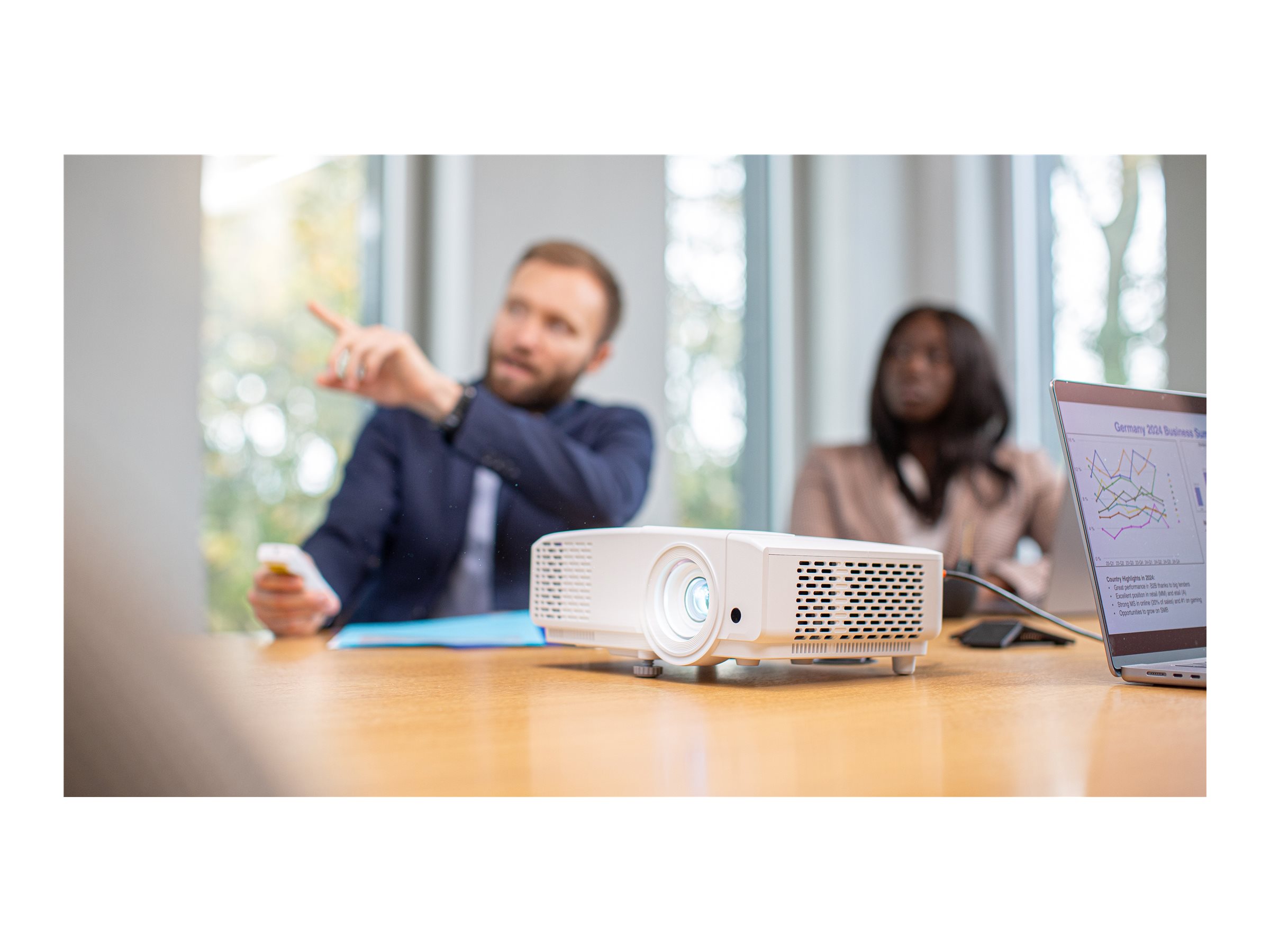 Philips ProPix 850 | Full HD (1920x1080) | 4000 ANSI lumens | White