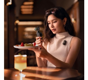 DJI | Action Camera Osmo Pocket 3 Creator Combo | Black | Touchscreen