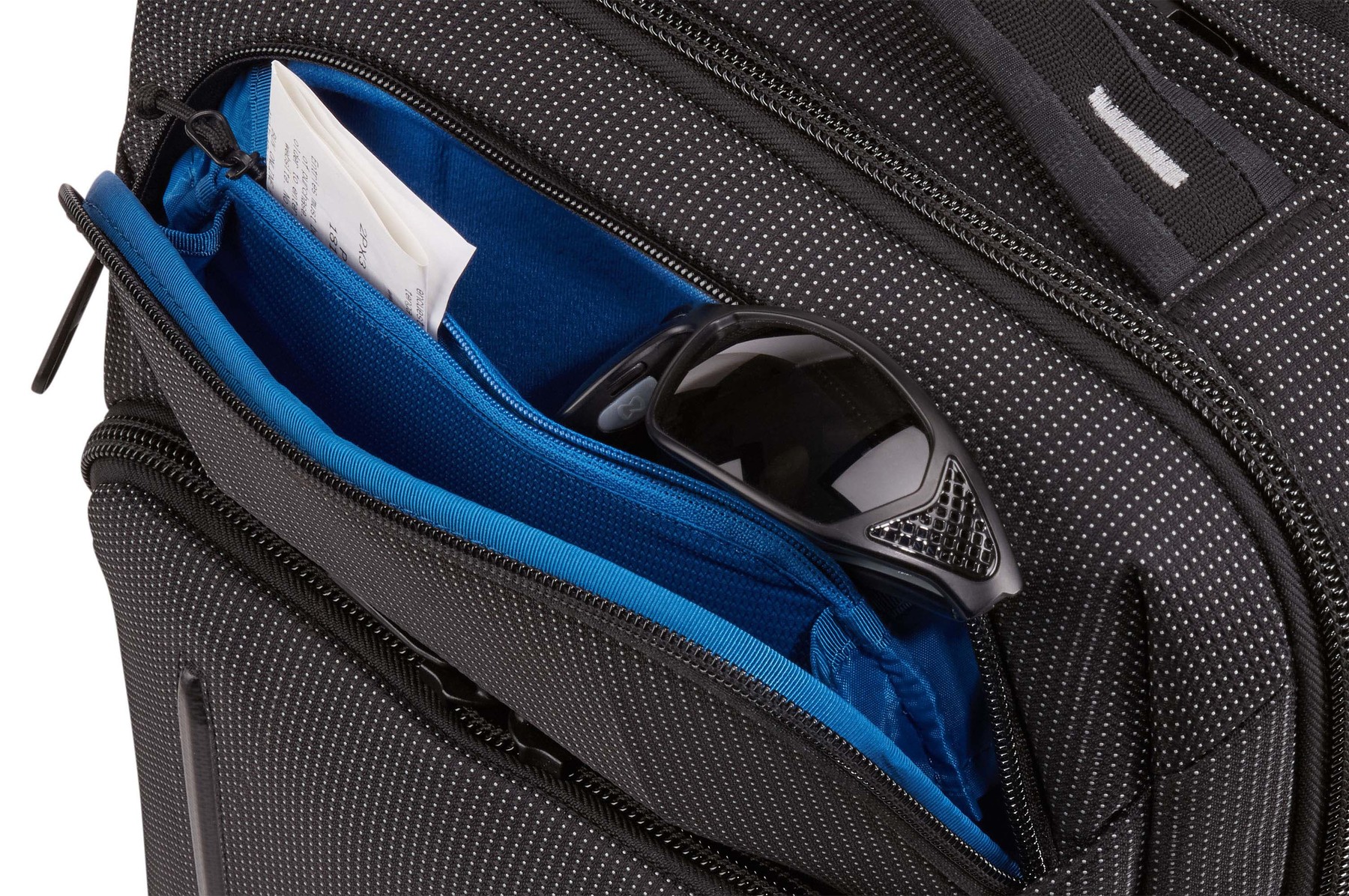 Thule | C2CB-116 | Crossover 2 | Fits up to size 15.6 " | Messenger - Briefcase/Backpack | Black | Shoulder strap