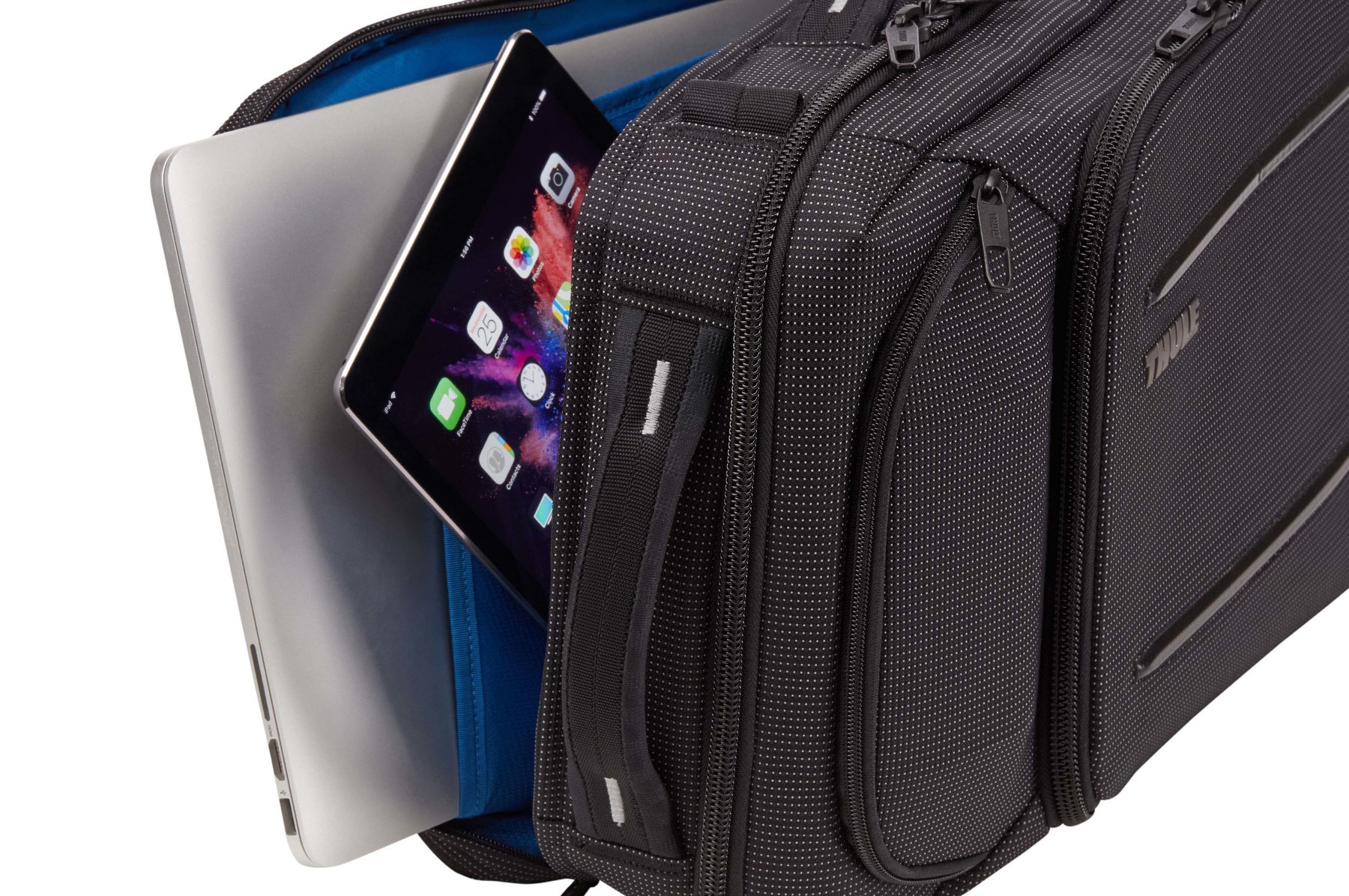 Thule | C2CB-116 | Crossover 2 | Fits up to size 15.6 " | Messenger - Briefcase/Backpack | Black | Shoulder strap