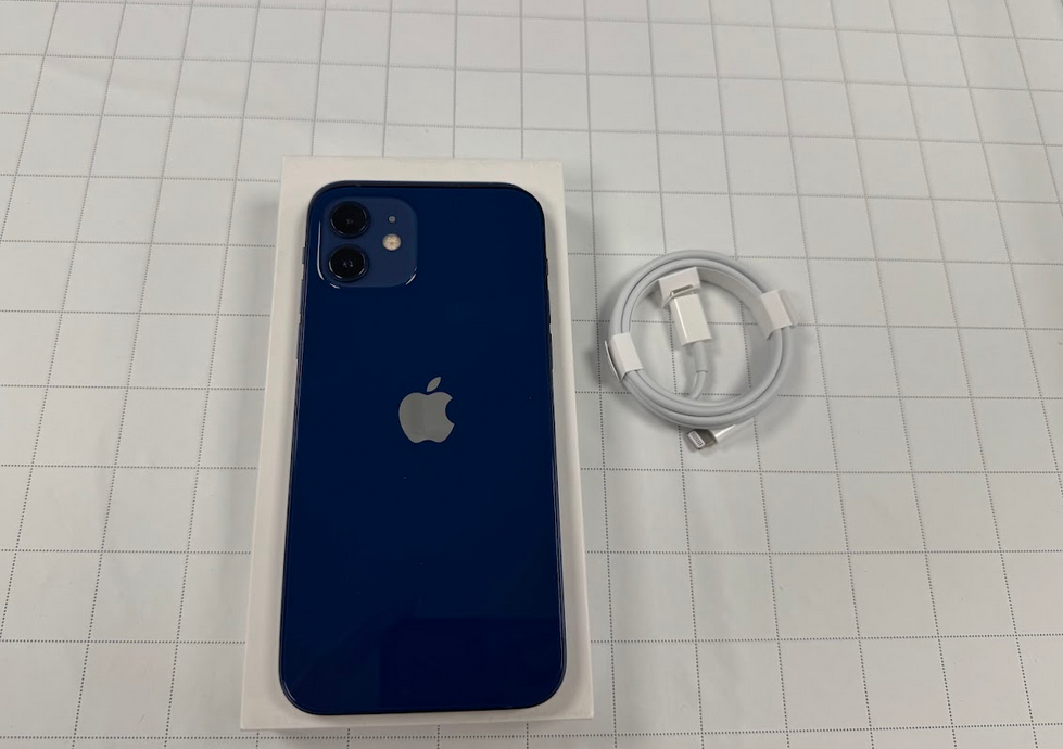 Apple REFURBISHED Grade A | iPhone 12 | Blue | 6.1 " | Super Retina XDR OLED | 2532 x 1170 pixels | Internal RAM 4 GB | 64 GB | Dual SIM | 4G | 5G | Main camera resolution 12+12 MP | Secondary camera resolution 12 MP | iOS | 18 | 2815 mAh