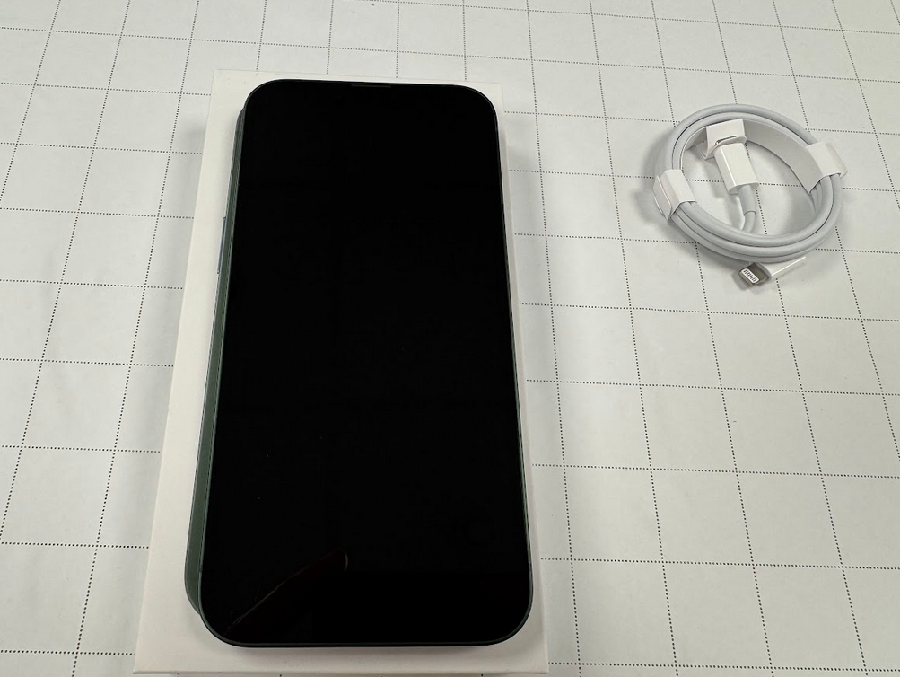 Apple REFURBISHED Grade C | iPhone 13 | Green | 6.1 " | Super Retina XDR OLED | 2532 x 1170 pixels | Internal RAM 4 GB | 128 GB | Dual SIM | 4G | 5G | Main camera resolution 12+12 MP | Secondary camera resolution 12 MP | iOS | 18 | 3240 mAh