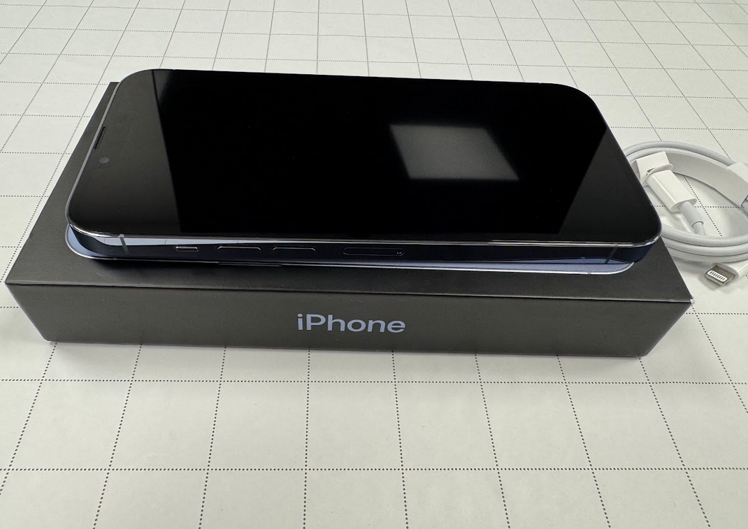 Apple REFURBISHED Grade A | Blue | 6.7 " | Super Retina XDR OLED | 2778 x 1284 pixels | Internal RAM 6 GB | 128 GB | Dual SIM | 4G | 5G | Main camera resolution 12+12+12 MP | Secondary camera resolution 12 MP | iOS | 18 | 4352 mAh | iPhone 13 Pro Max