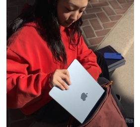 Apple MacBook | Air | Starlight | 13 " | IPS | 2560 x 1664 pixels | Apple M4 | 16 GB | Solid-state drive capacity 256 GB | Apple M4 chip 10-core CPU/8-core GPU | macOS | 802.11ax | Bluetooth version 5.0 | Keyboard language Russian | Keyboard backlit