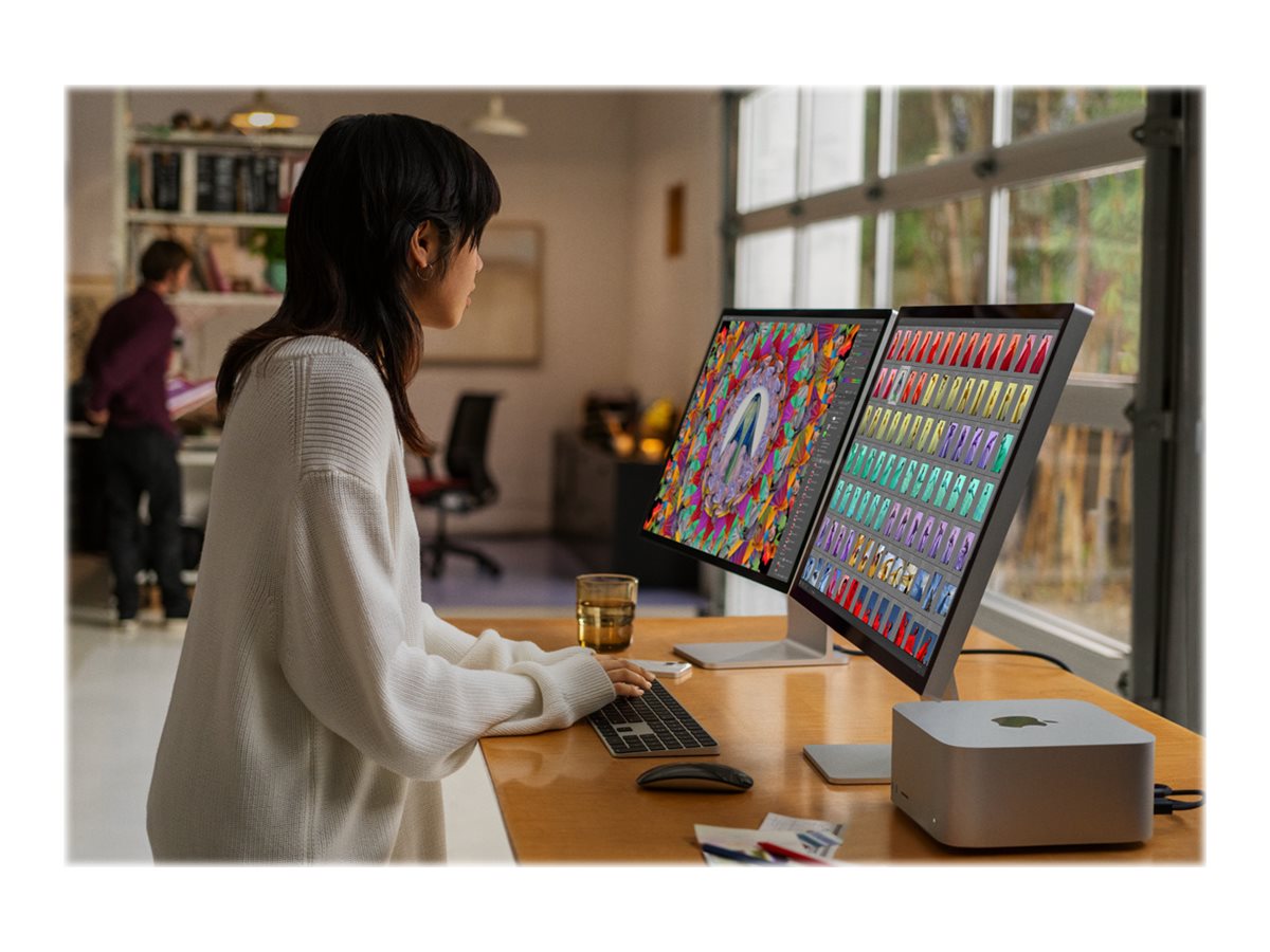 Apple Studio Display - Standard Glass - Tilt-Adjustable Stand | Apple