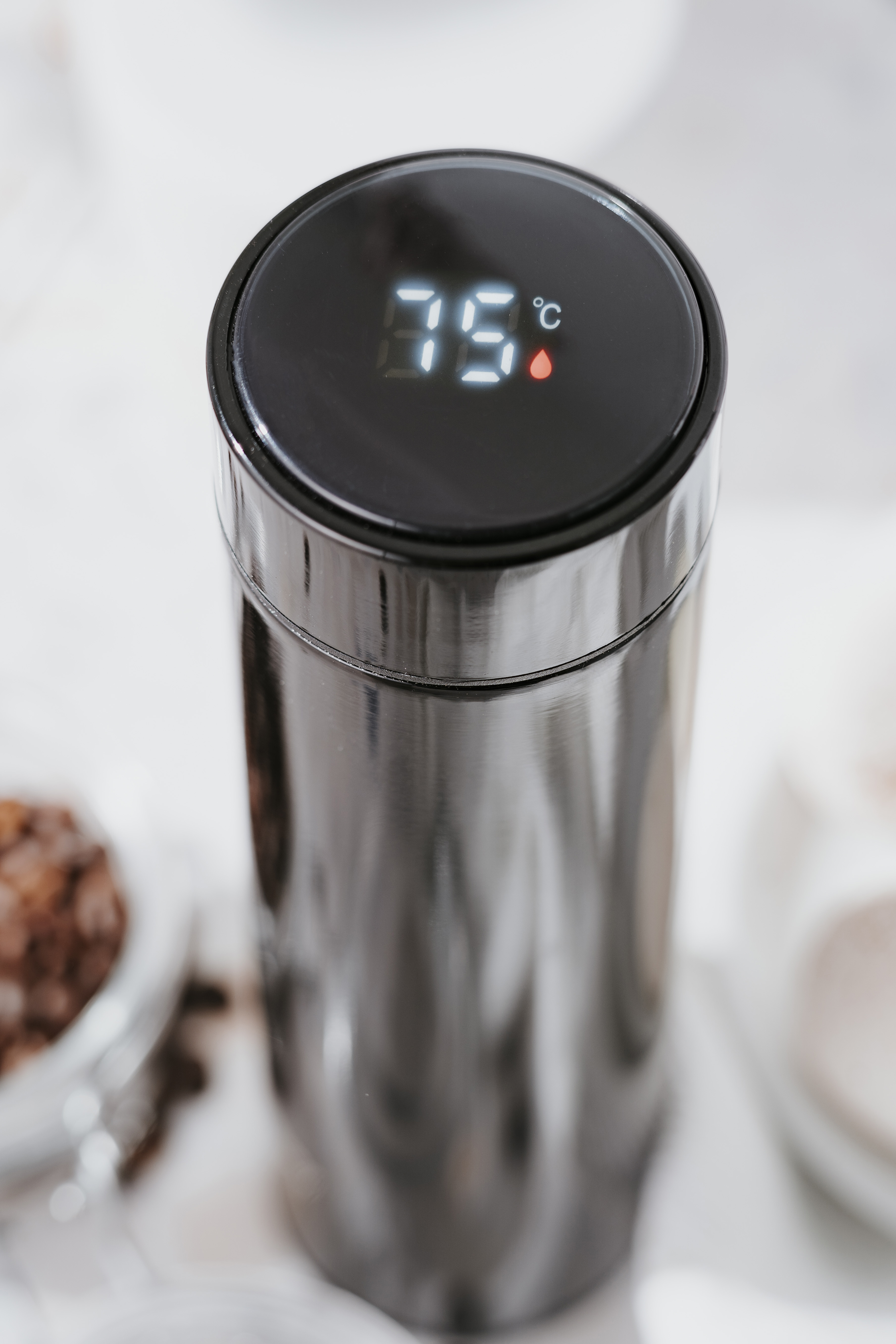 Adler | Thermal Flask | CR 4507bk | Capacity 0.473 L | Material Stainless steel/Silicone | Black