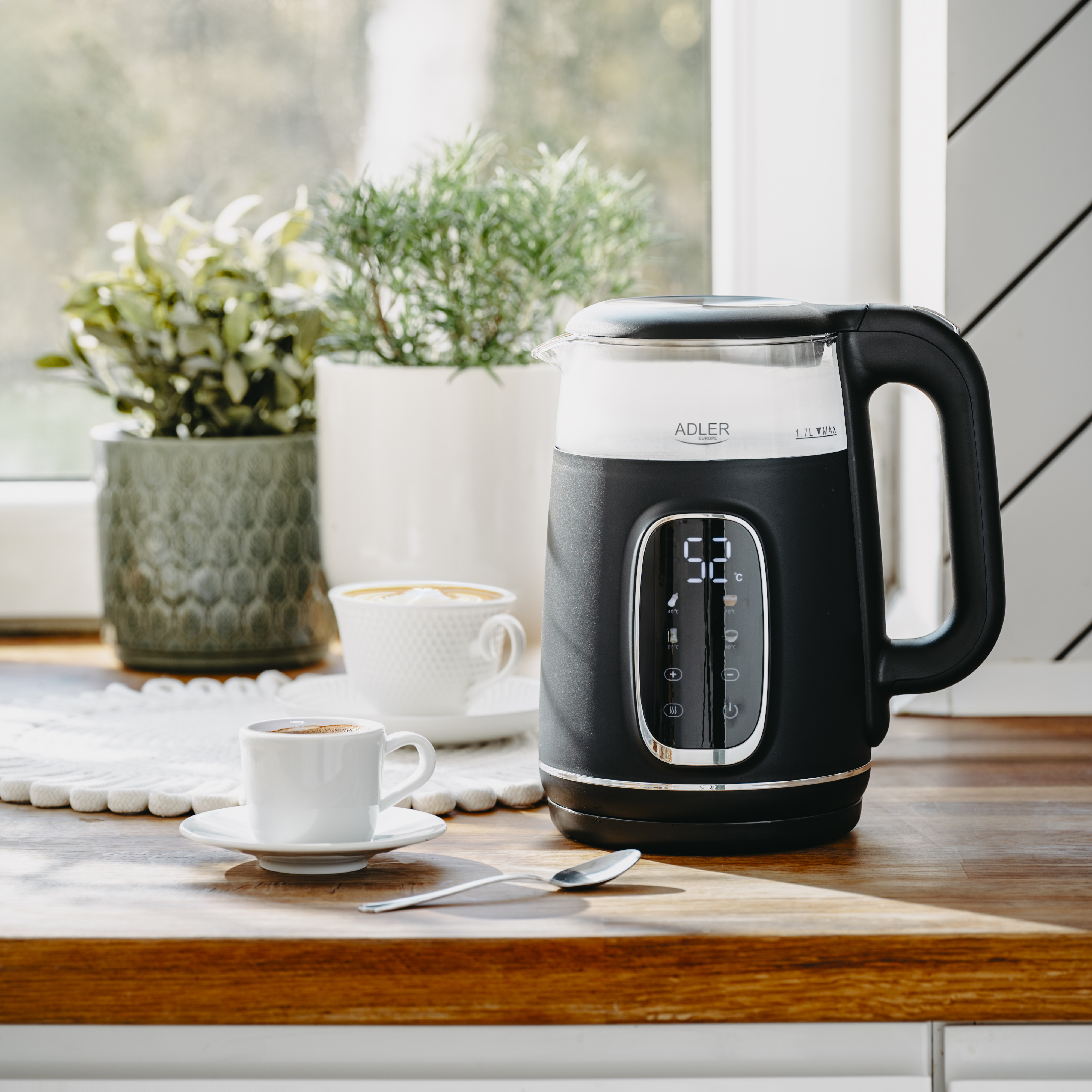 Adler Kettle with LED Display | AD 1305 | Electric | 2200 W | 1.7 L | Plastic | 360° rotational base | Black/Silver