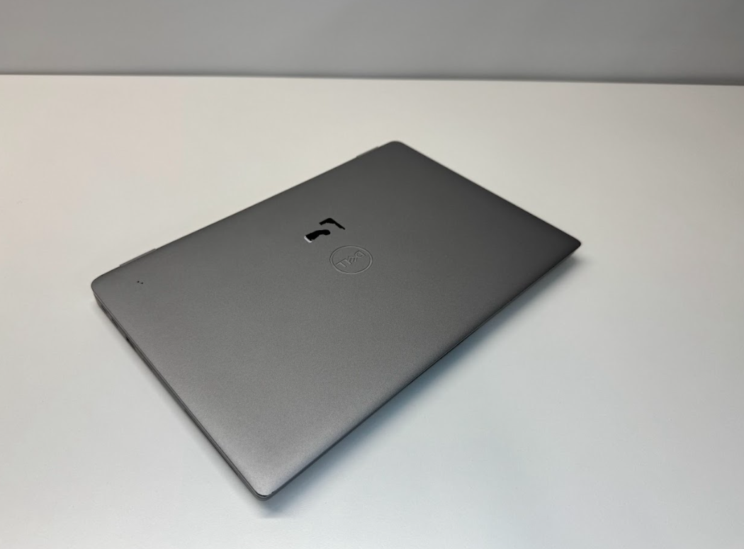 DELL Renew | REFURBISHED Grade B Dell Latitude 5330 | 13.3 " | FHD | Intel Core i3 | i3-1215U | 16 GB | Solid-state drive capacity 256 GB | Intel UHD Graphics | Windows 11 Pro | Keyboard language Swedish | Keyboard backlit | Warranty 12 month(s)