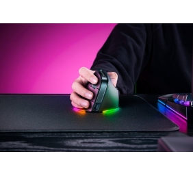 Razer Pro Click V2 Vertical Ergonomic Belaidė pelė RF Wireless+Bluetooth+USB-C, 30000 DPI, Juoda