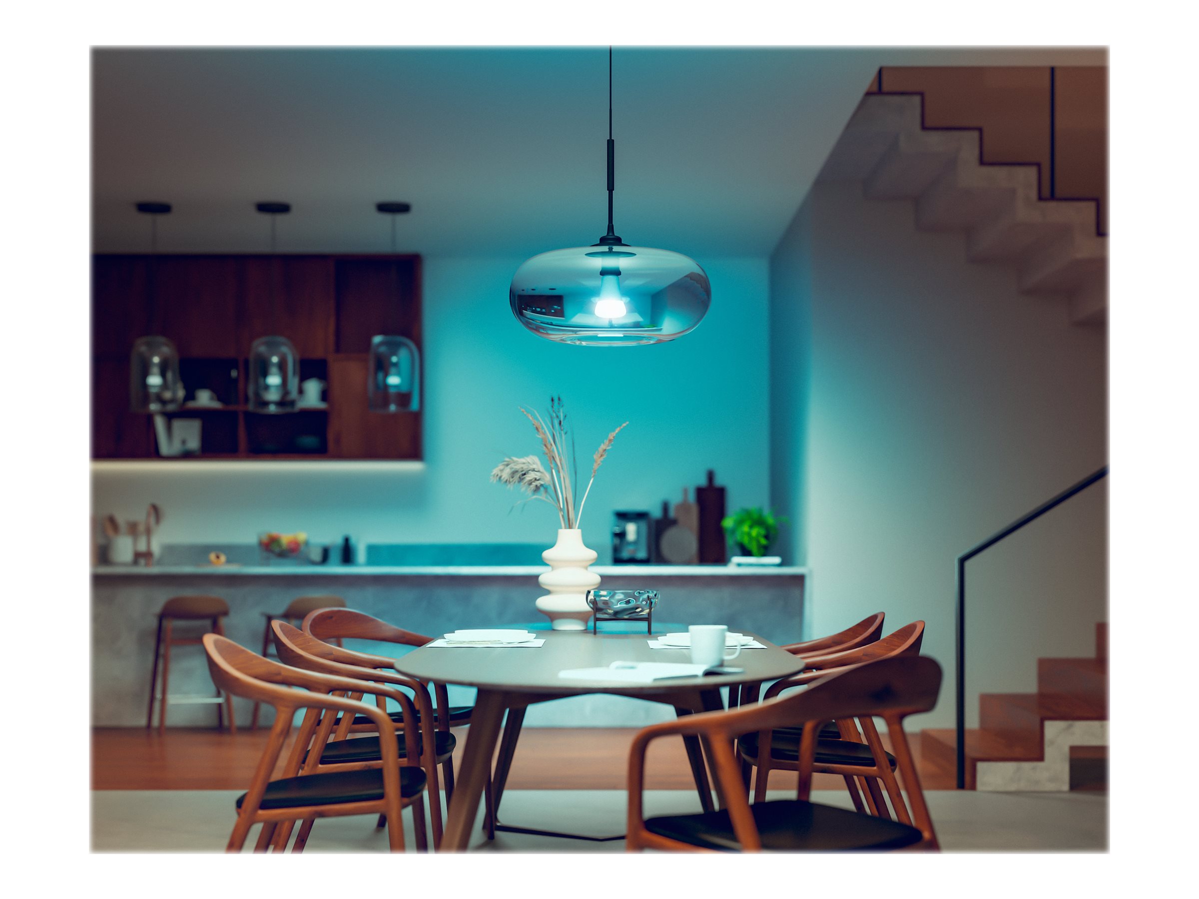 Hue WCA 13.5W A67 E27 | E27 | 13.5 W | RGBW 2000-6500K | Bluetooth and Zigbee